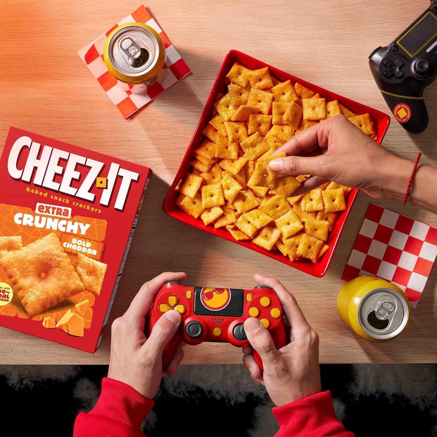 image:imageCheezIt Extra Crunchy Cheese Crackers Baked Snack Crackers Lunch Snacks Bold Cheddar 124oz Box 1 Box