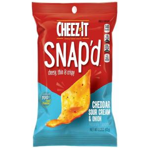 Cheez-It Snap’d Cheese Cracker Chips, Thin Crisps, Lunch Snacks, Family Size, Double Cheese, 12oz Bag (1 Bag)(Cheddar Sour Cream and Onion)